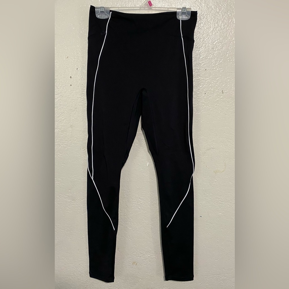 Fabletics Oasis PureLuxe High Waisted 7/8 legging